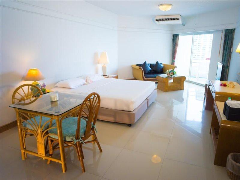 Markland Beach View Pattaya Eksteriør bilde